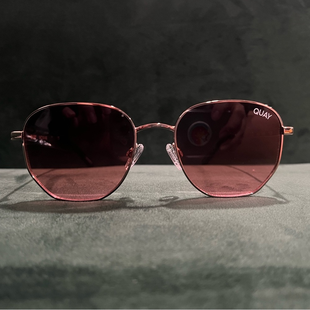 COPY - New and unused Quay Big Time Sunglasses. Polarized.